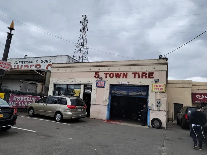 5 Town Tire