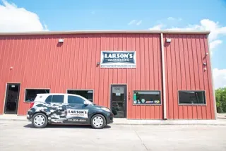 Larson's Automotive