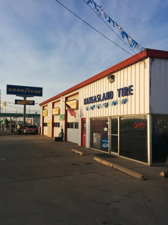 Kansasland Tire & Service