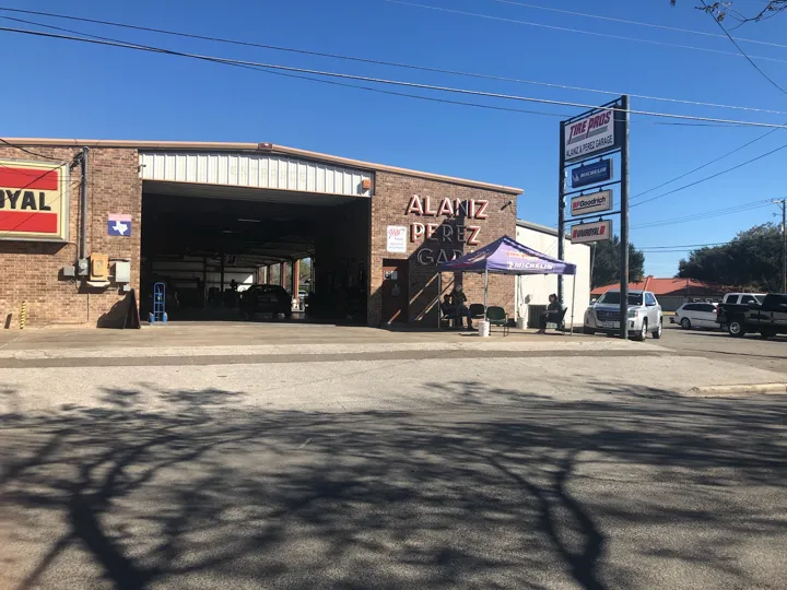 Alaniz & Perez Tire Pros