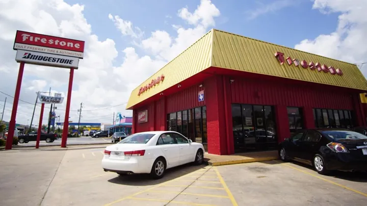 Gulf Freeway Tire & Auto