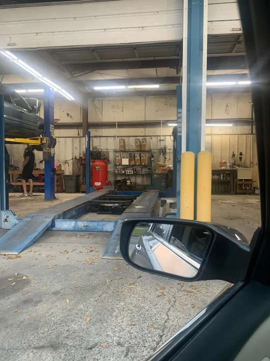 Cacamo's Auto Repair