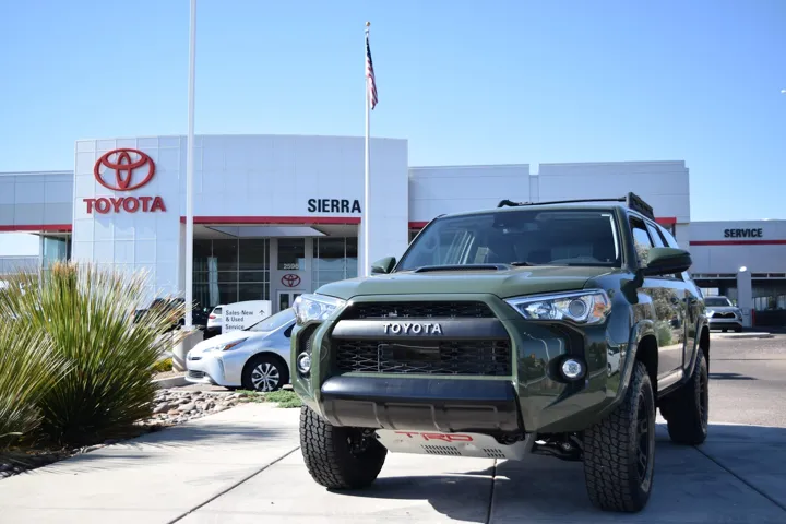 Sierra Toyota Service Center