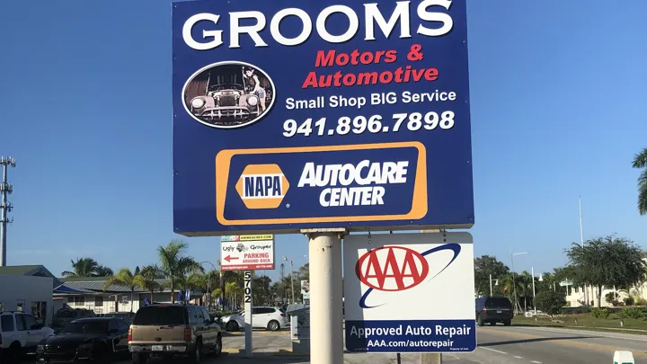 GROOMS MOTORS & AUTOMOTIVE