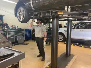 Land Rover Service Center