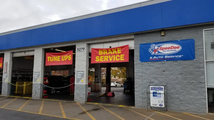 SpeeDee Oil Change & Auto Service