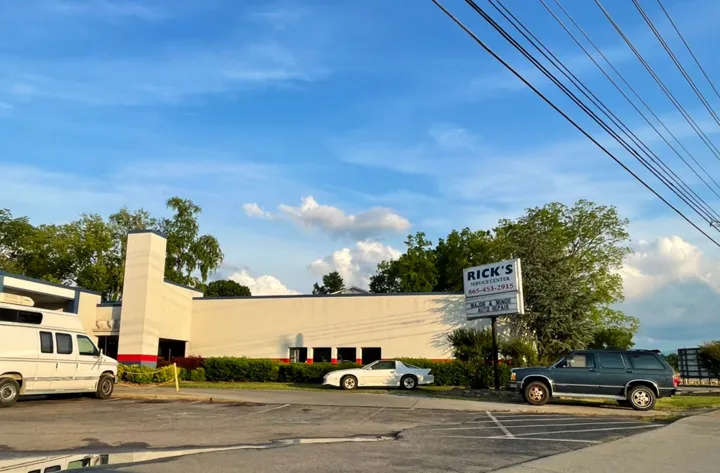 Rick's Service Center