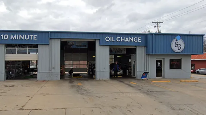 Strickland Brothers 10 Minute Oil Change