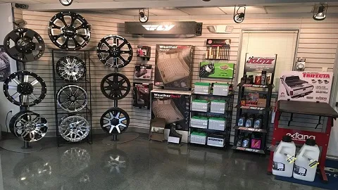 DTS Automotive (Discount Tire & Service)