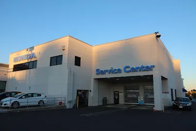 Service Center - DCH Academy Honda