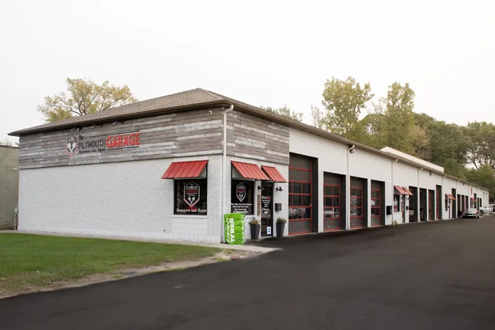 The Detroit Garage (The Plymouth Garage)