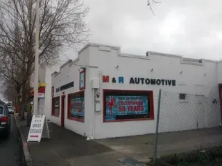 M & R Automotive