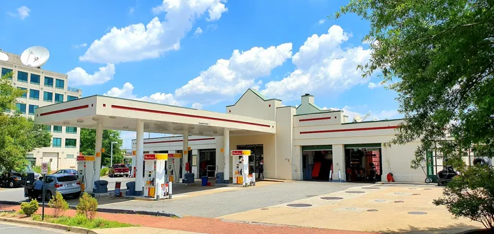 Shirlington Shell Service Center