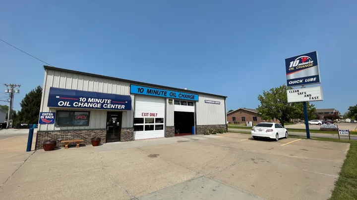 10 Minute Oil Change Center