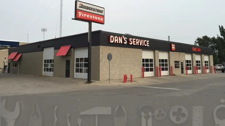 Dan's Service Center