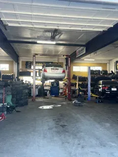 Majors auto , tire & muffler