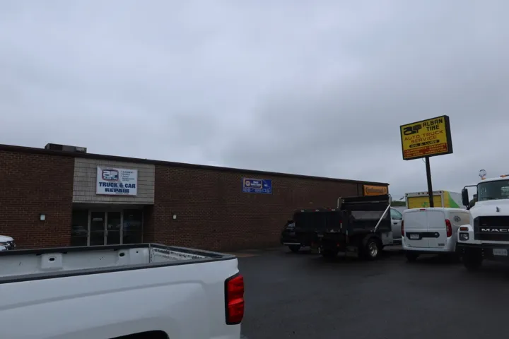 Ben Nielsen's Springfield Auto Care and Fleet