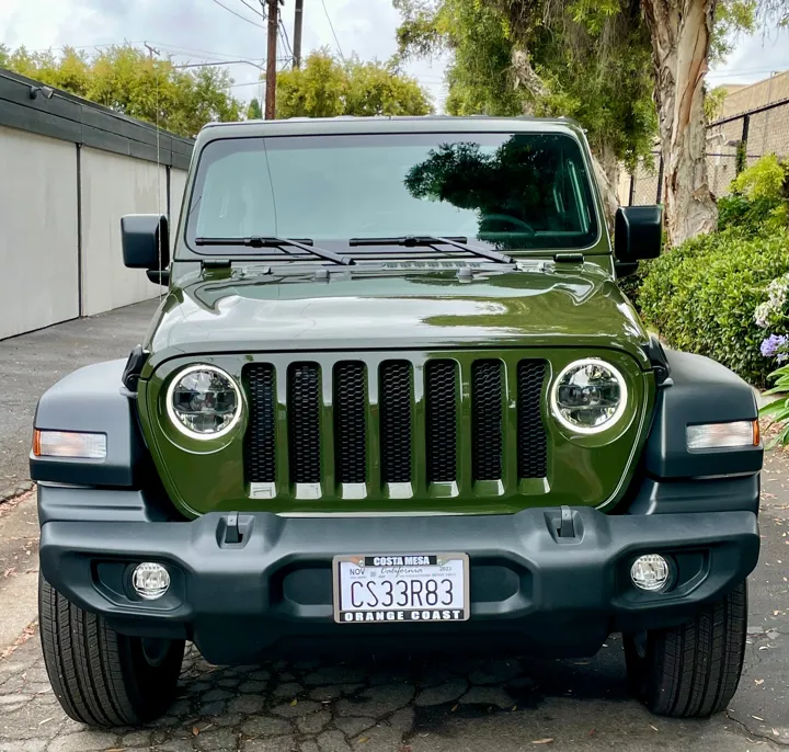 Service Center - Chrysler, Dodge, Jeep, RAM