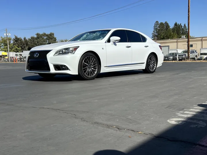 Hanlees Fairfield Toyota Service Center