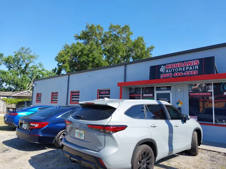 HONDANIS Auto Repair Hablamos Español