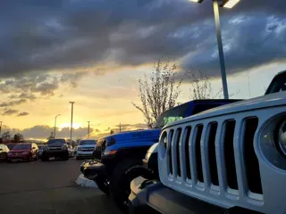 Lithia Chrysler Jeep of Reno Service Center