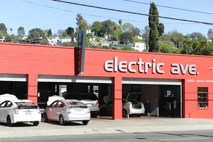 Electric Ave Silverlake