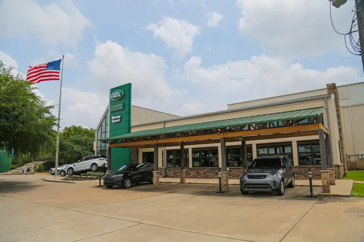 Land Rover Houston Central Service Center