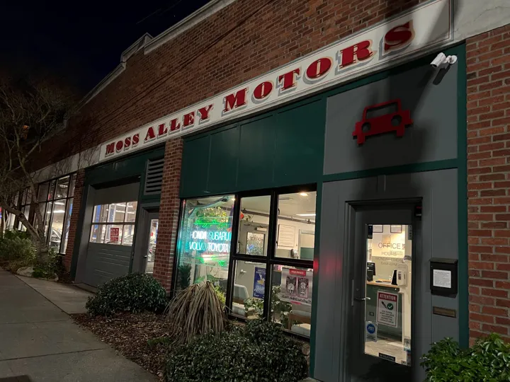 Moss Alley Motors