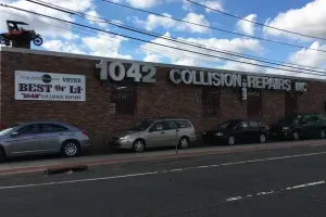 1042 Collision Repairs Inc