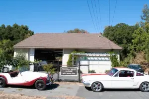 Portola Valley Garage