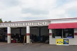 Walt Luti Tire