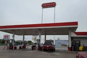 Caulkins Conoco