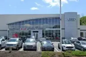 Hoffman Audi of New London Service Center