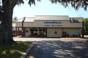 Love's Tire & Service Center