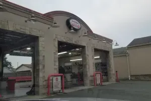 That 10 Minute Oil Change Place