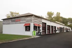 The Detroit Garage (The Plymouth Garage)