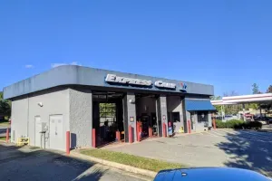 Strickland Brothers 10 Minute Oil Change