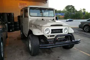 Sylvester's Auto & Light Truck