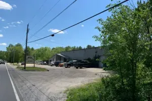 Lashin's Auto Sales & Salvage Yard