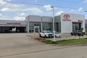 Gullo Toyota of Conroe Service & Parts Center