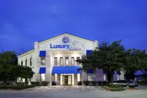 Luxury Auto Works - Austin